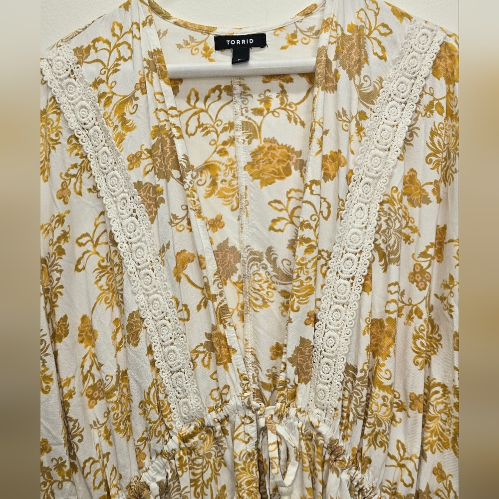 TORRID Ruffle Kimono Top Sz 00 12 14 Yellow Floral Boho Bohemian - Picture 3 of 9